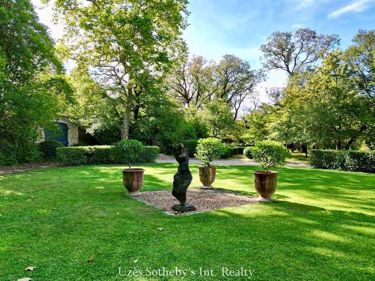 Château Uzès - 8 chambres - 880m²