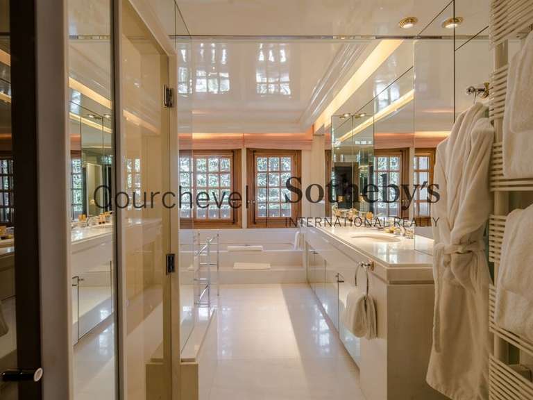 Chalet Courchevel - 8 bedrooms - 900m²