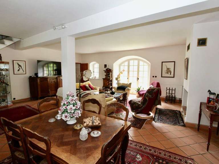 House Carcassonne - 7 bedrooms - 302m²