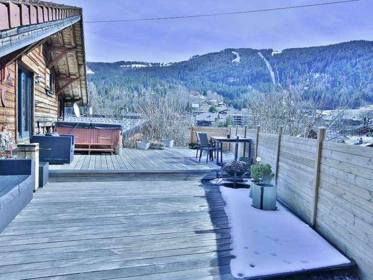 House Arâches-la-Frasse - 5 bedrooms - 200m²
