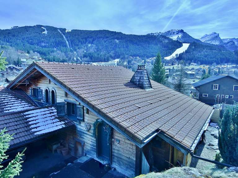 House Arâches-la-Frasse - 5 bedrooms - 200m²