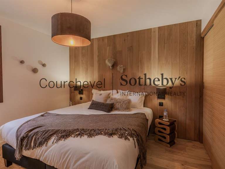 Chalet Courchevel - 5 bedrooms - 220m²