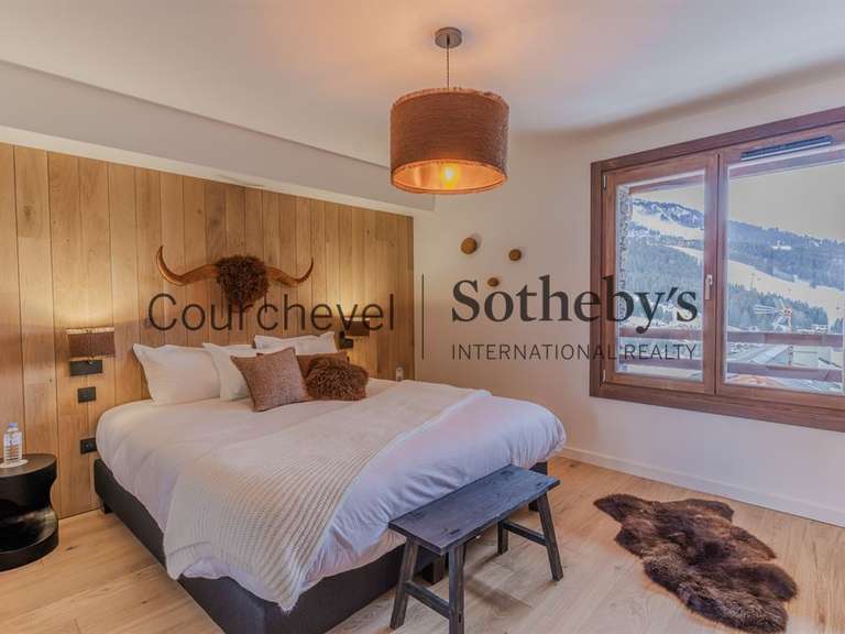 Chalet Courchevel - 5 bedrooms - 220m²