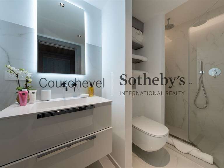 Apartment Courchevel - 5 bedrooms - 152m²