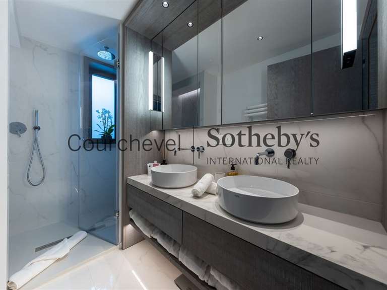 Apartment Courchevel - 5 bedrooms - 152m²