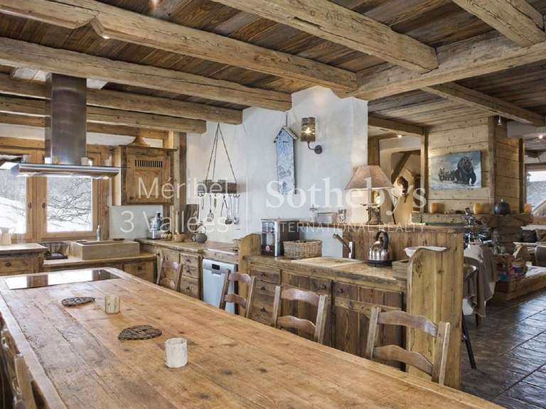 Chalet Meribel-les-allues - 6 bedrooms - 300m²