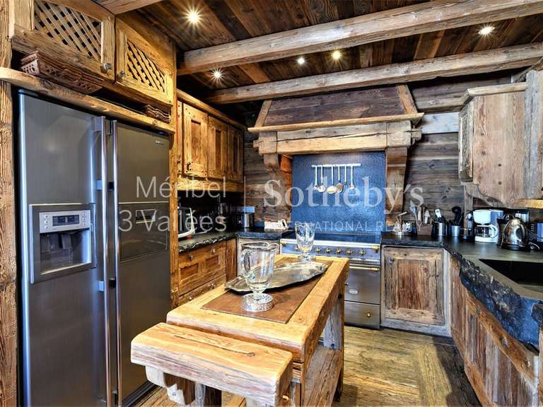 Chalet Meribel-les-allues - 5 bedrooms - 390m²