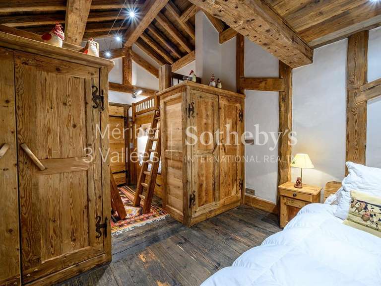 Chalet Meribel-les-allues - 5 bedrooms - 390m²