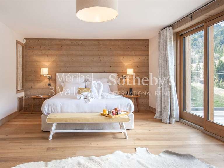 Chalet Meribel-les-allues - 5 bedrooms - 350m²