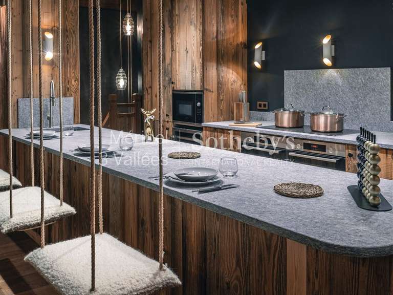 Chalet Meribel-les-allues - 6 bedrooms - 400m²