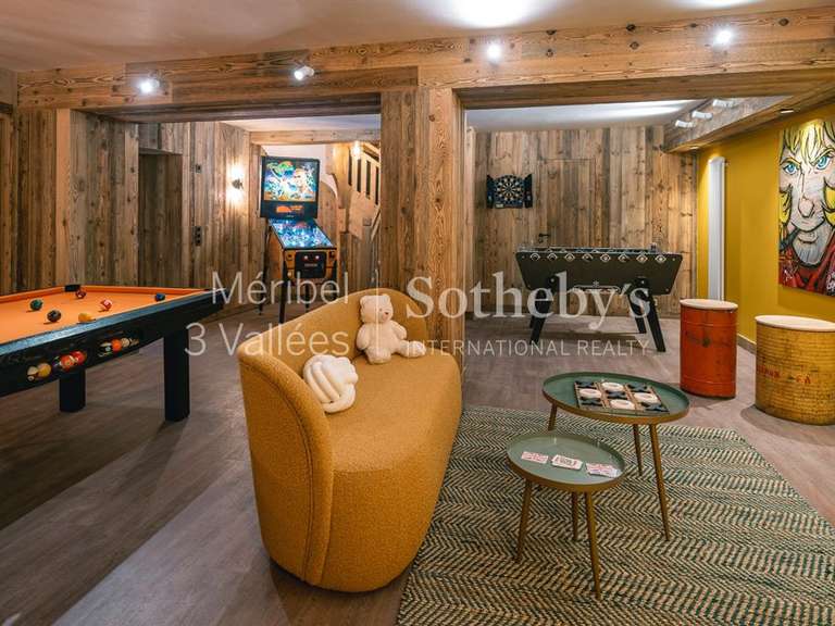 Chalet Meribel-les-allues - 6 bedrooms - 400m²