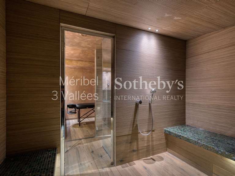 Chalet Meribel-les-allues - 7 bedrooms - 320m²