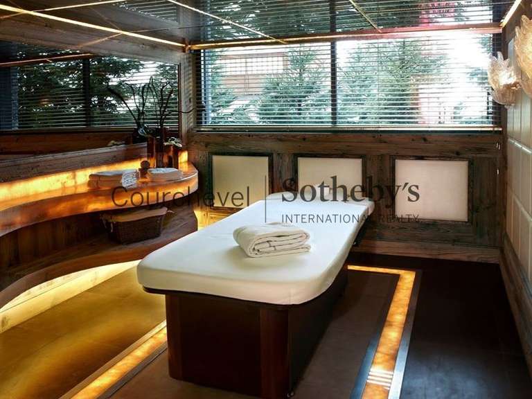 Chalet Courchevel - 6 bedrooms - 300m²
