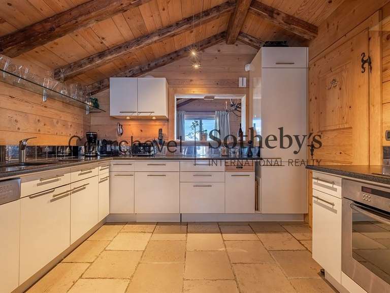 Chalet Courchevel - 4 bedrooms - 200m²