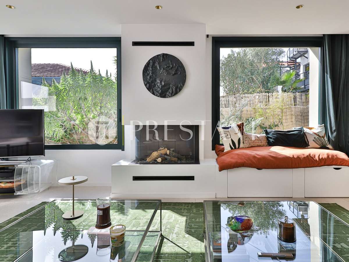 House Biarritz