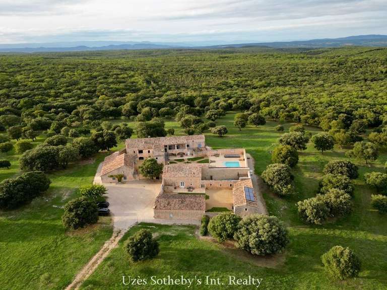 Maison Uzès - 7 chambres - 900m²