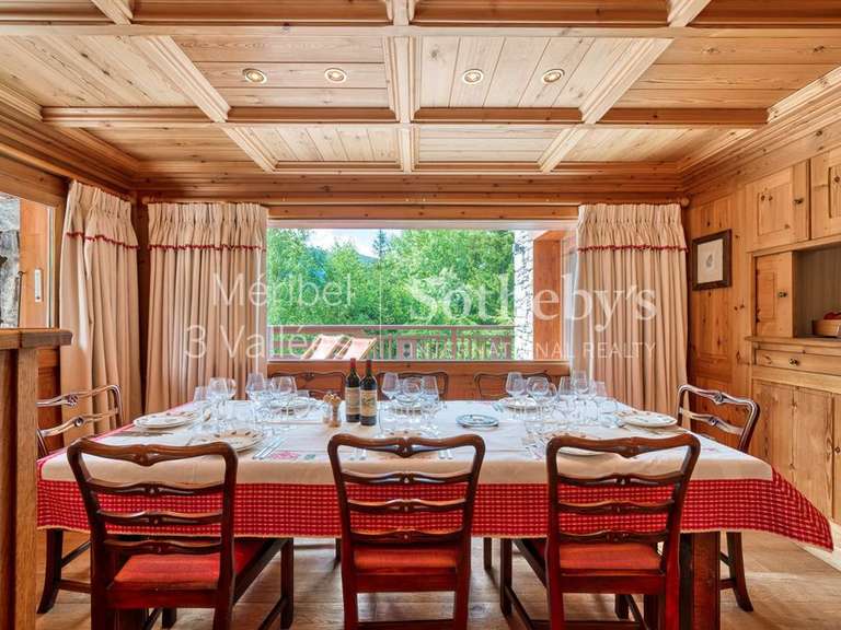 Chalet Meribel-les-allues - 5 bedrooms - 220m²