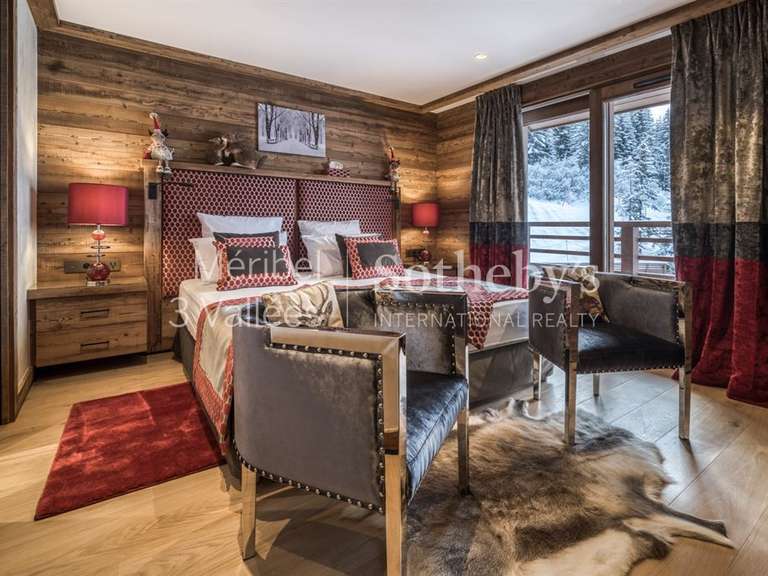 Chalet Meribel-les-allues - 6 bedrooms - 420m²