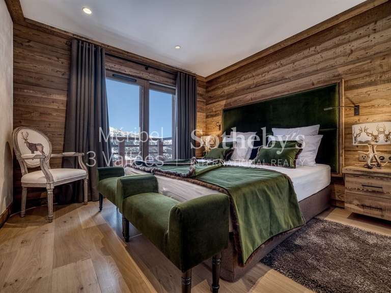 Chalet Meribel-les-allues - 6 bedrooms - 420m²