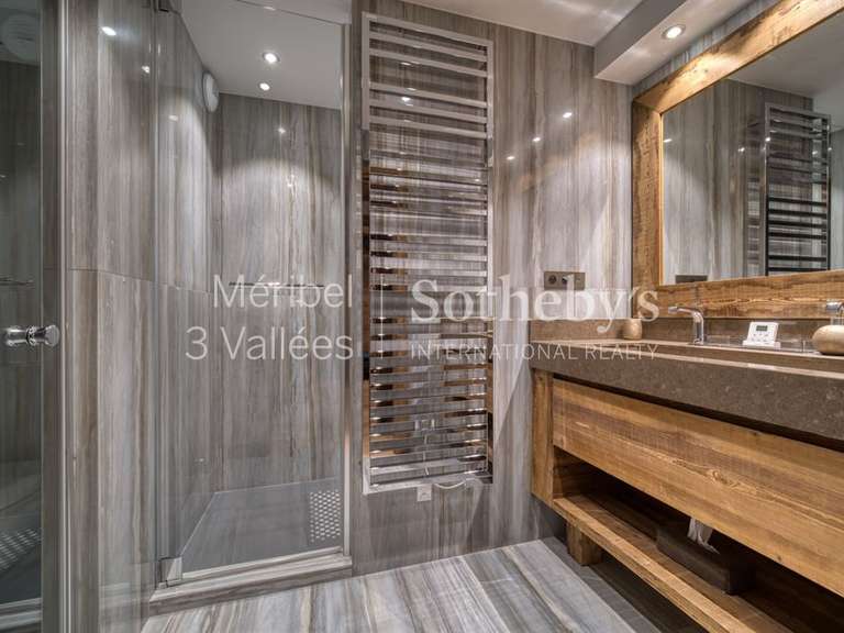 Chalet Meribel-les-allues - 6 bedrooms - 420m²