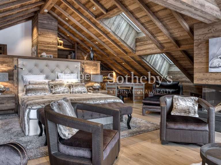 Chalet Meribel-les-allues - 6 bedrooms - 420m²