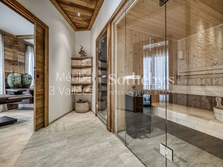 Chalet Meribel-les-allues - 6 bedrooms - 420m²