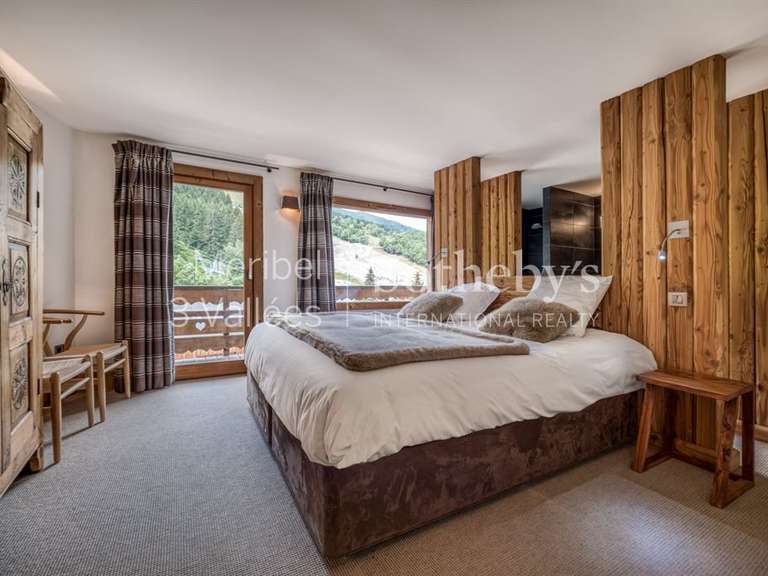 Chalet Meribel-les-allues - 6 bedrooms - 370m²