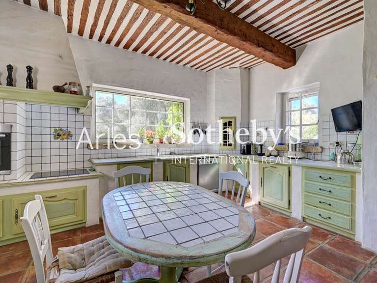 House Arles - 6 bedrooms - 443m²
