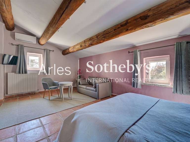 House Arles - 6 bedrooms - 443m²