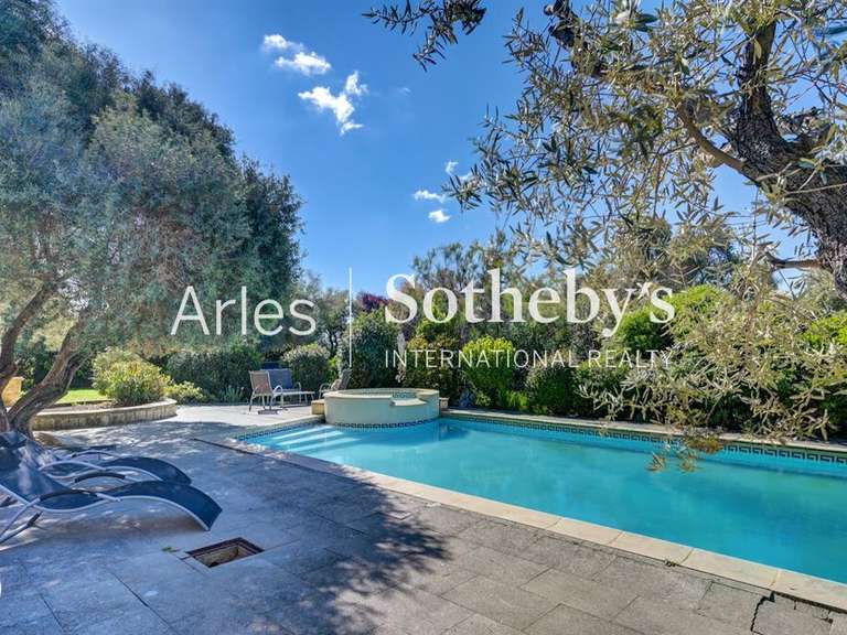 House Arles - 6 bedrooms - 443m²