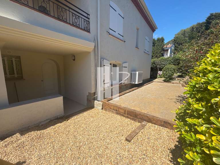Appartement Saint-Raphaël - 3 chambres - 67m²