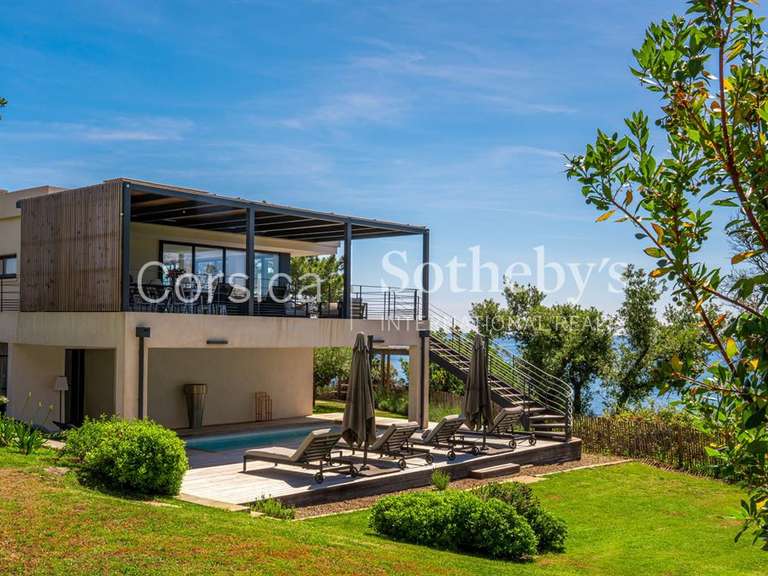 House Sari-Solenzara - 5 bedrooms - 400m²