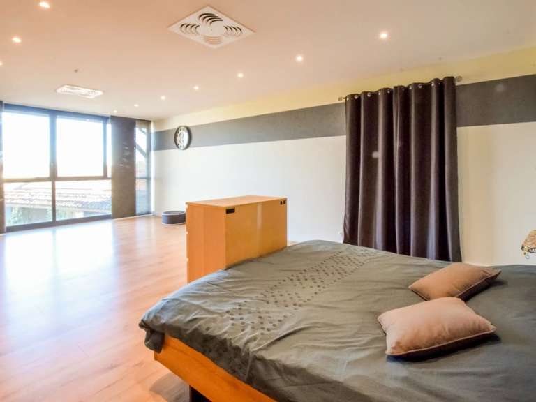 Maison Ausson - 6 chambres - 2128m²