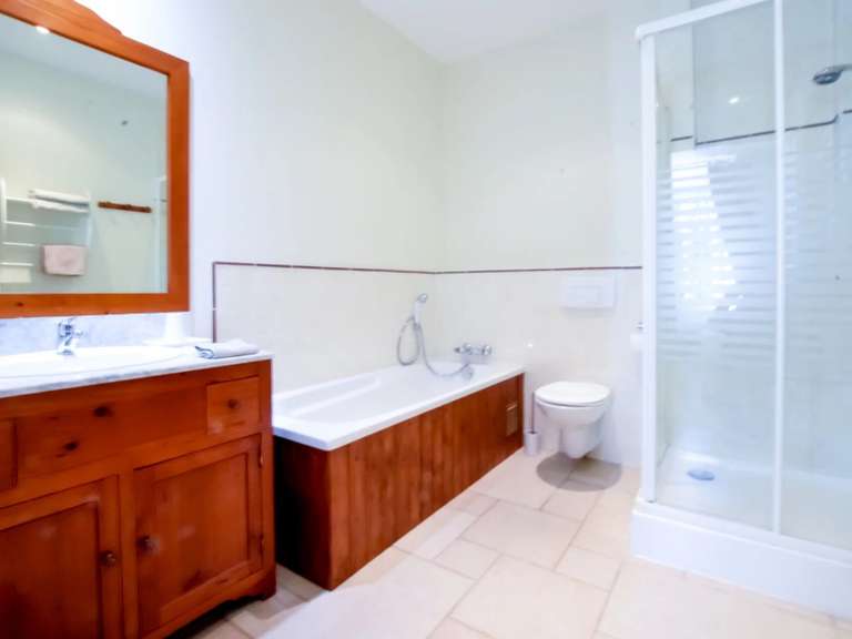 Maison Ausson - 6 chambres - 2128m²