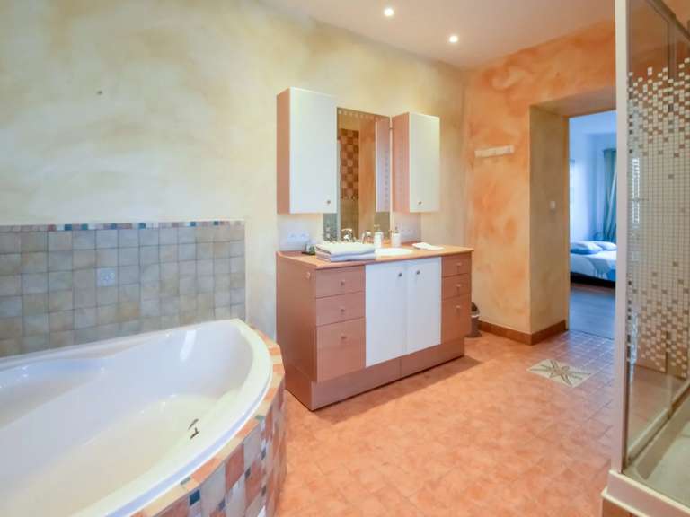 Maison Ausson - 6 chambres - 2128m²