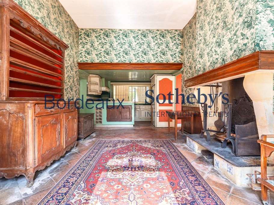Property Latresne