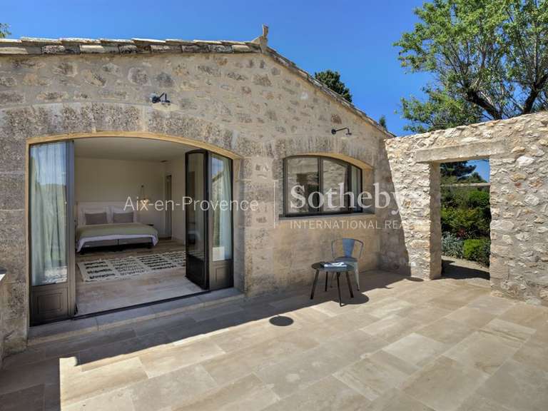 House Eygalières - 9 bedrooms - 450m²