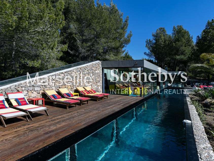 House Bandol