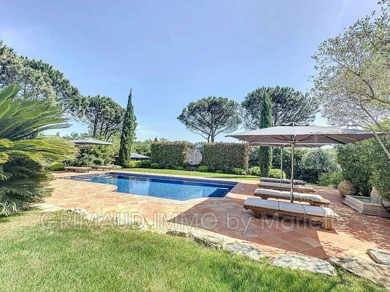 Villa Grimaud - 5 bedrooms - 234m²