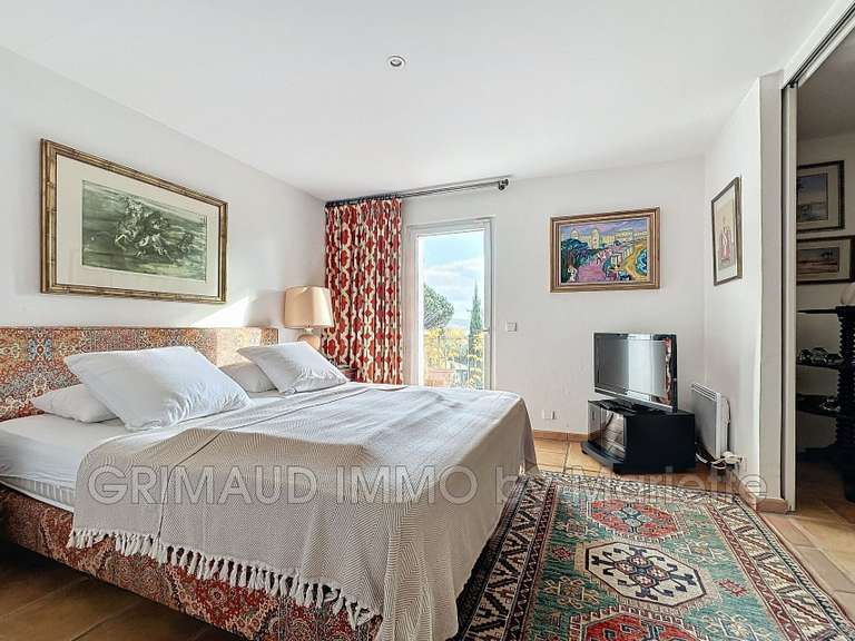 Villa Grimaud - 5 bedrooms - 234m²