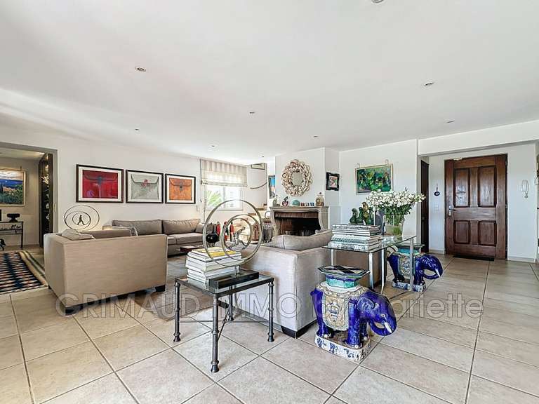 Villa Grimaud - 5 bedrooms - 234m²