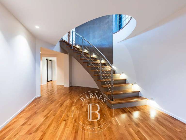 Villa Sévrier - 5 chambres - 330m²