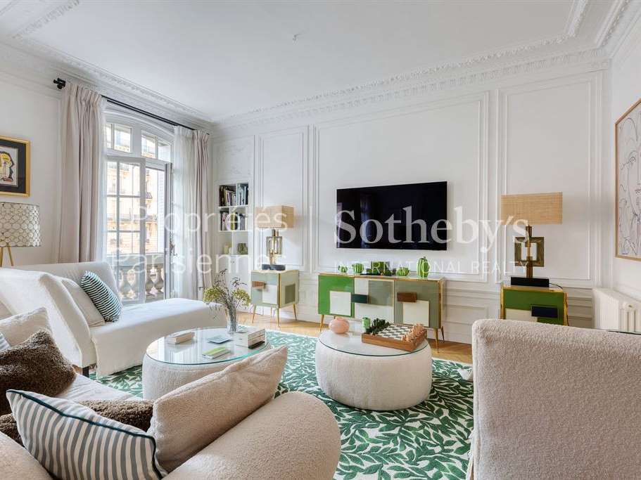 Apartment Paris 16e
