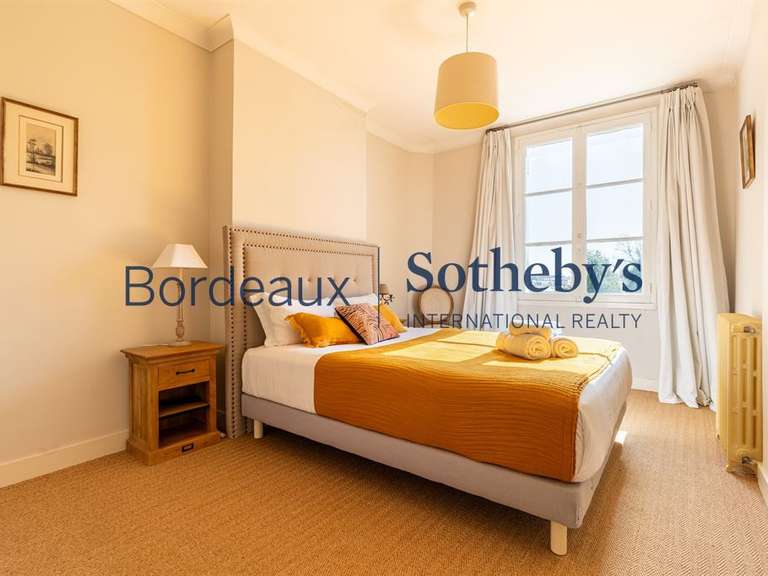 Maison Bordeaux - 7 chambres - 764m²