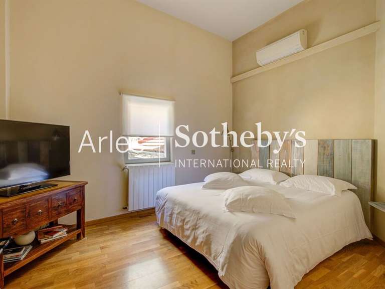 House Arles - 4 bedrooms - 230m²