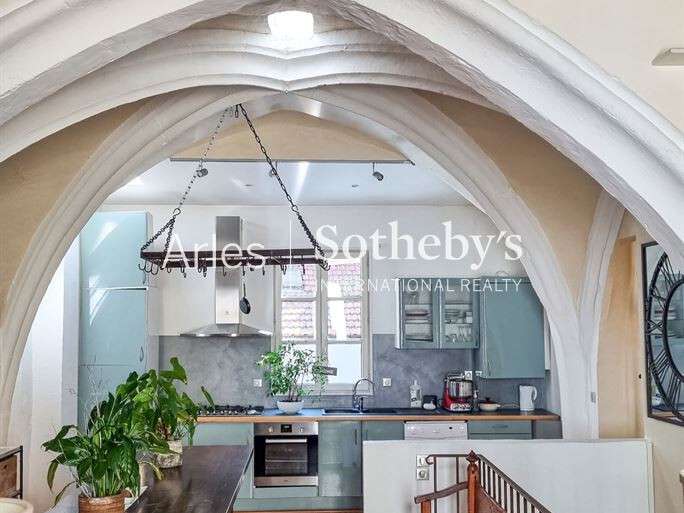 House Arles - 4 bedrooms - 230m²