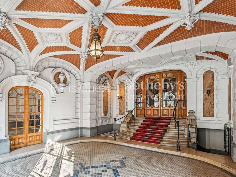 Apartment Paris 17e - 4 bedrooms - 215m²