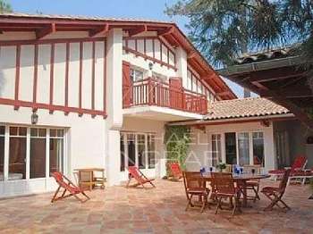 Location maison 10 pièces