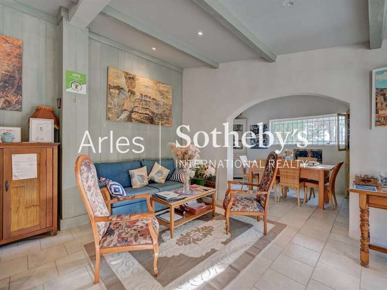 Maison Saintes-Maries-de-la-Mer - 7 chambres - 323m²