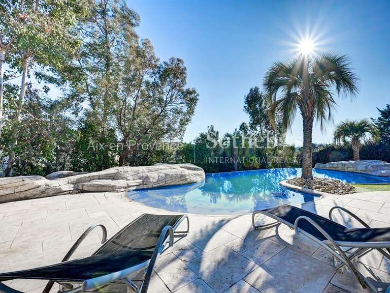 House Aix-en-Provence - 4 bedrooms - 330m²